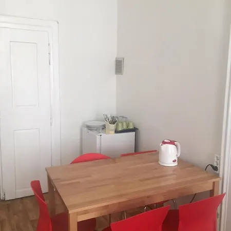 Tara Πανσιόν 2*