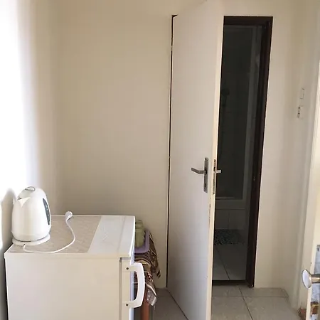 Tara 2* Prague